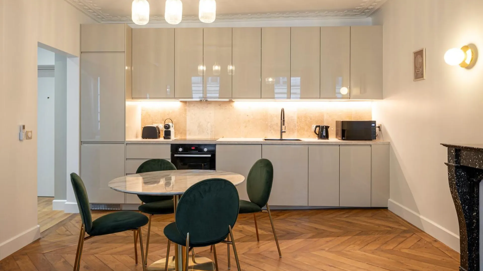 Quartier Libre Madeleine Apartment Paris