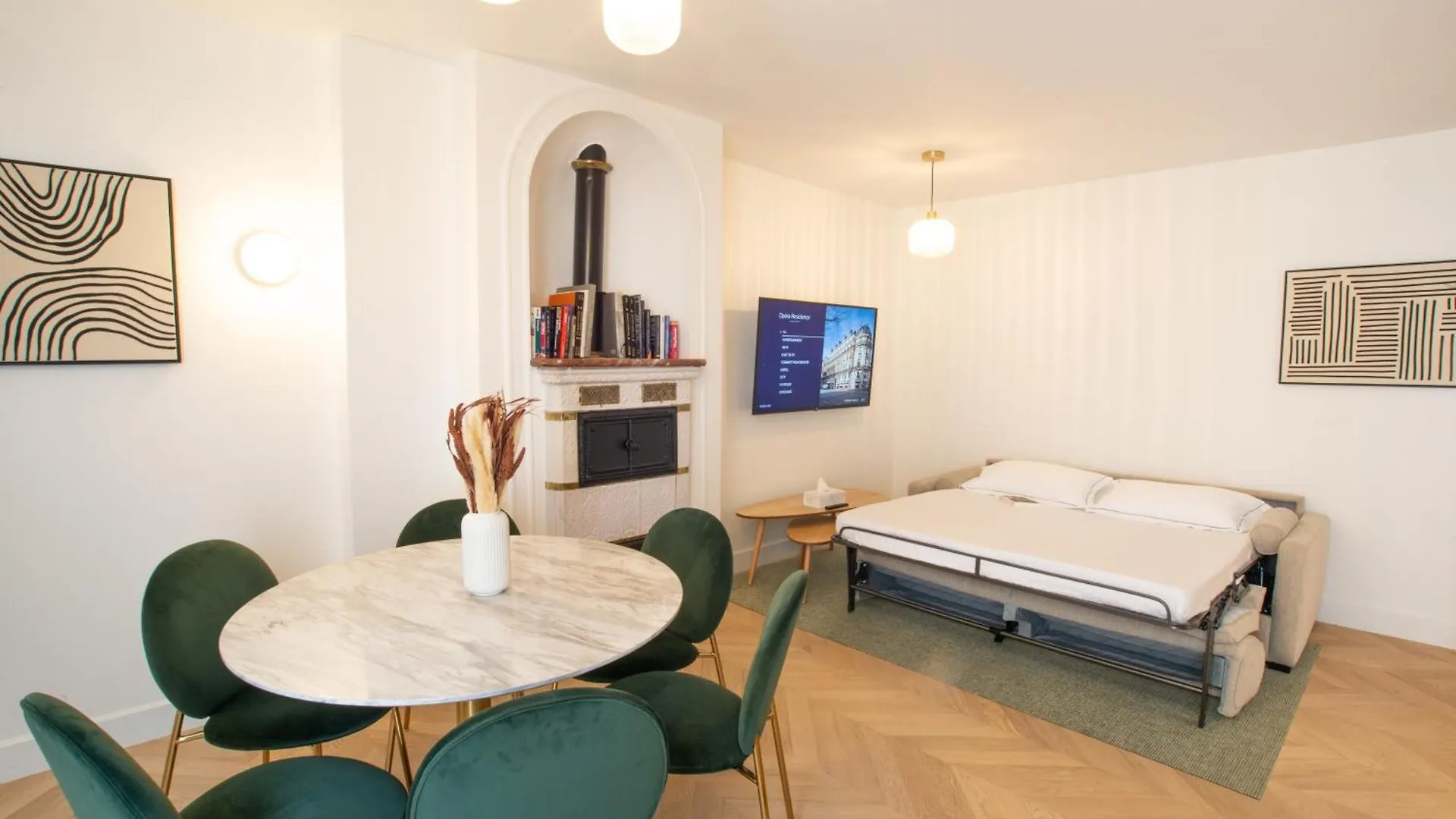 Quartier Libre Madeleine Apartment Paris