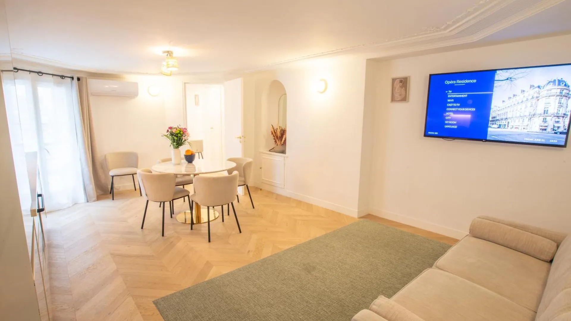 Quartier Libre Madeleine Apartment Paris