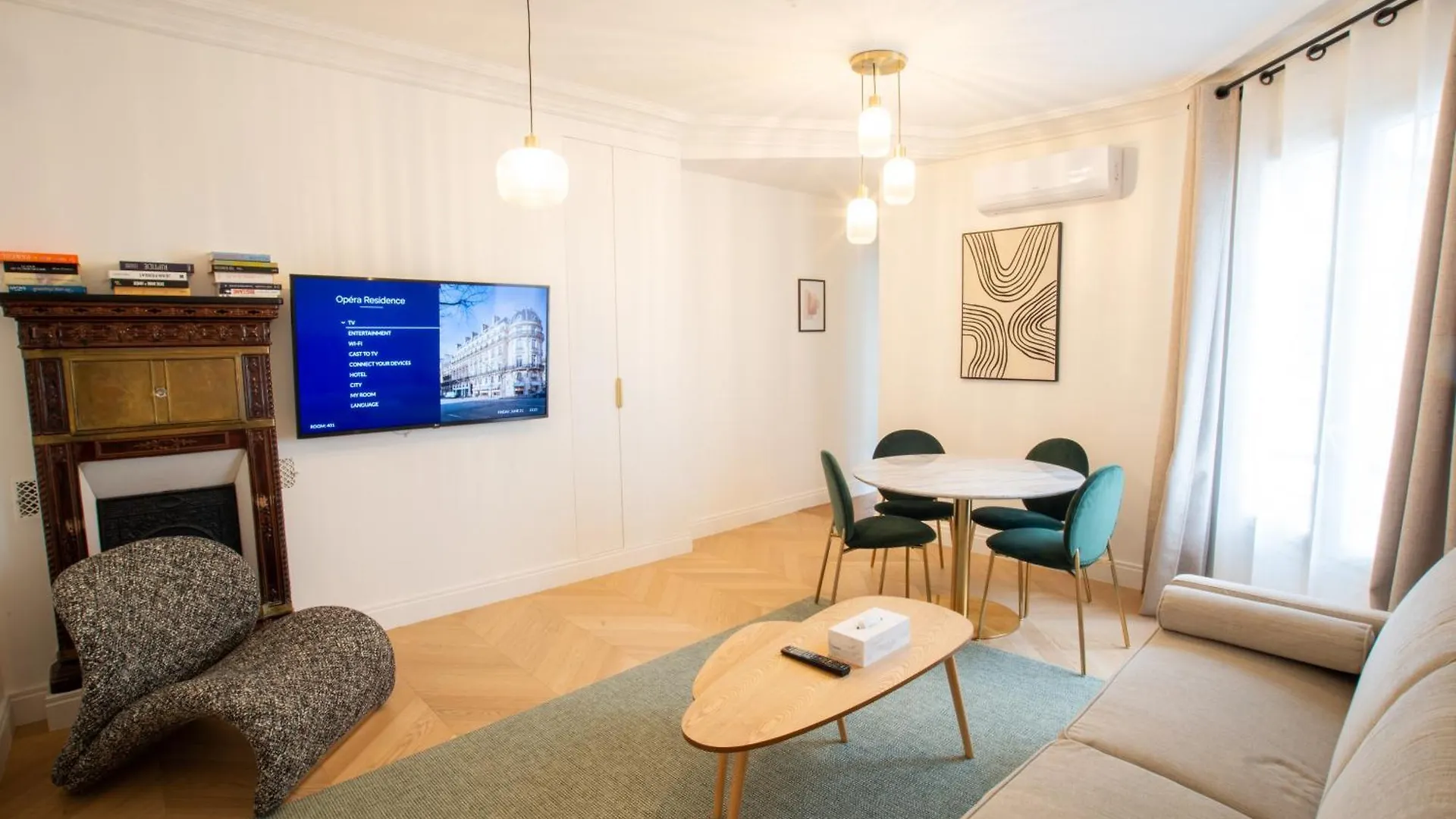 Quartier Libre Madeleine Apartment Paris France