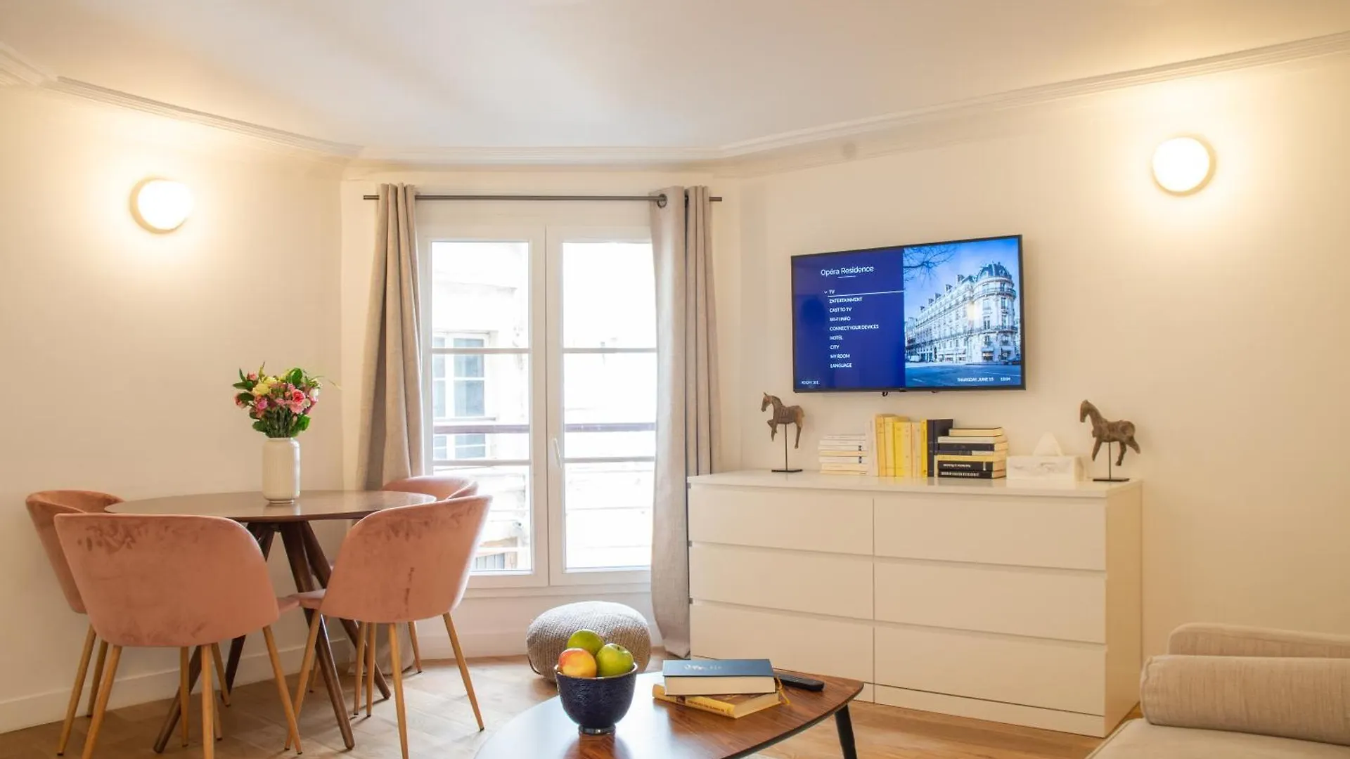 Quartier Libre Madeleine Apartment Paris