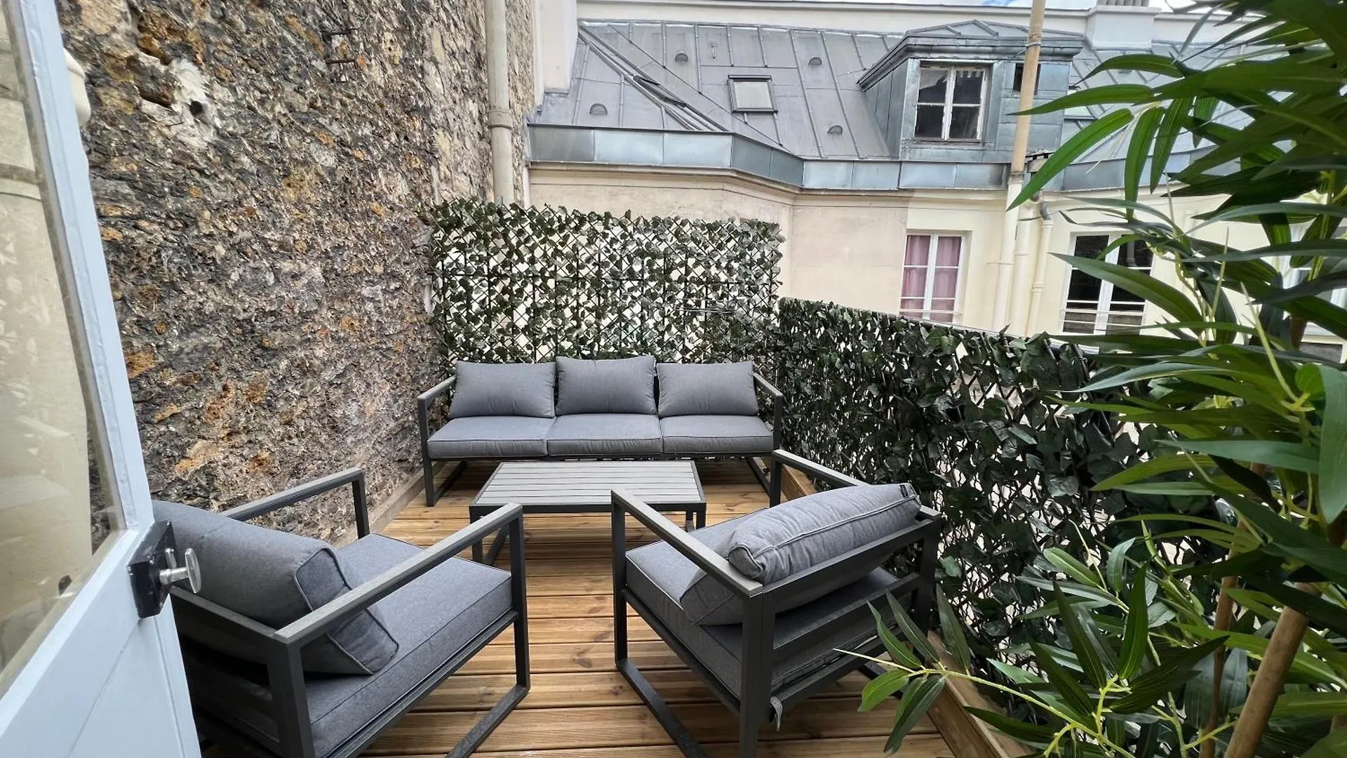 Quartier Libre Madeleine Apartment Paris