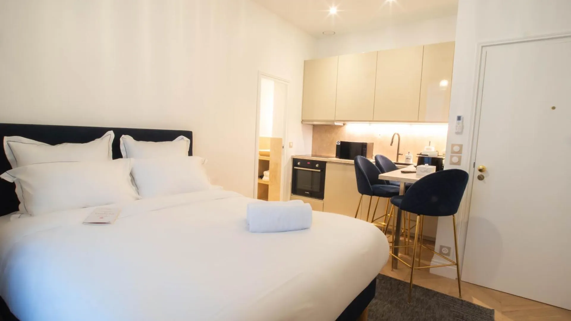 Quartier Libre Madeleine Apartment Paris