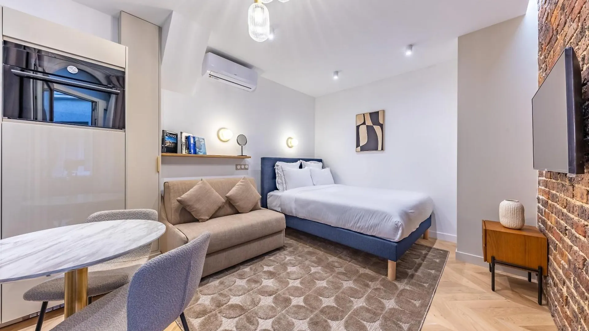 Quartier Libre Madeleine Apartment Paris France