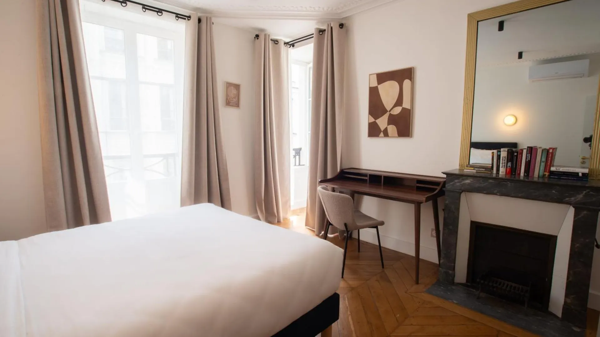 Quartier Libre Madeleine Apartment Paris